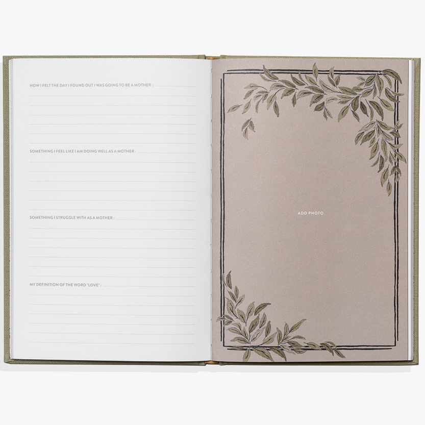 Mom's Story: A Memory and Keepsake Journal for My Family